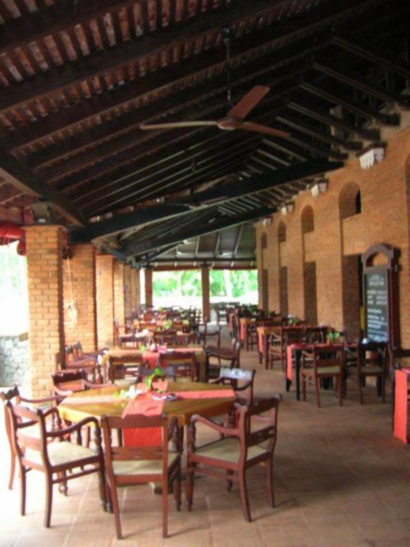 Hotel Club Bentota Esterno foto